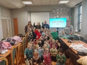 Powiat wieruszowski: przedszkolaki odwiedziły policjantów